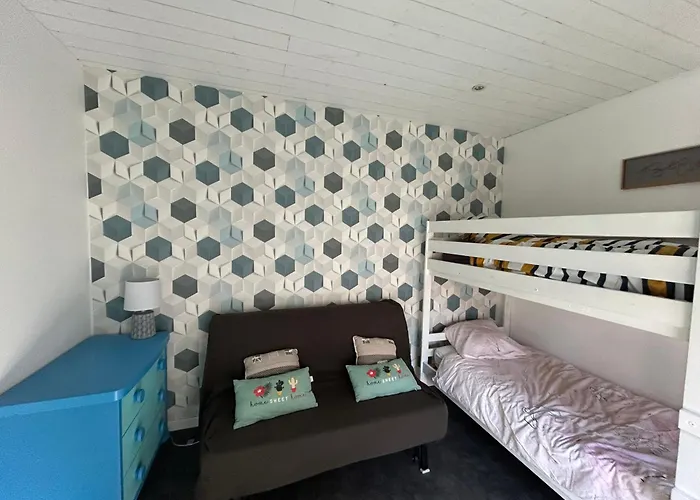 Des Pins Au Coeur De La Foret D'olonne אולון-סור-מר